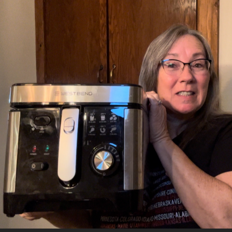 Why I Still Use My West Bend Deep Fryer After All These Years